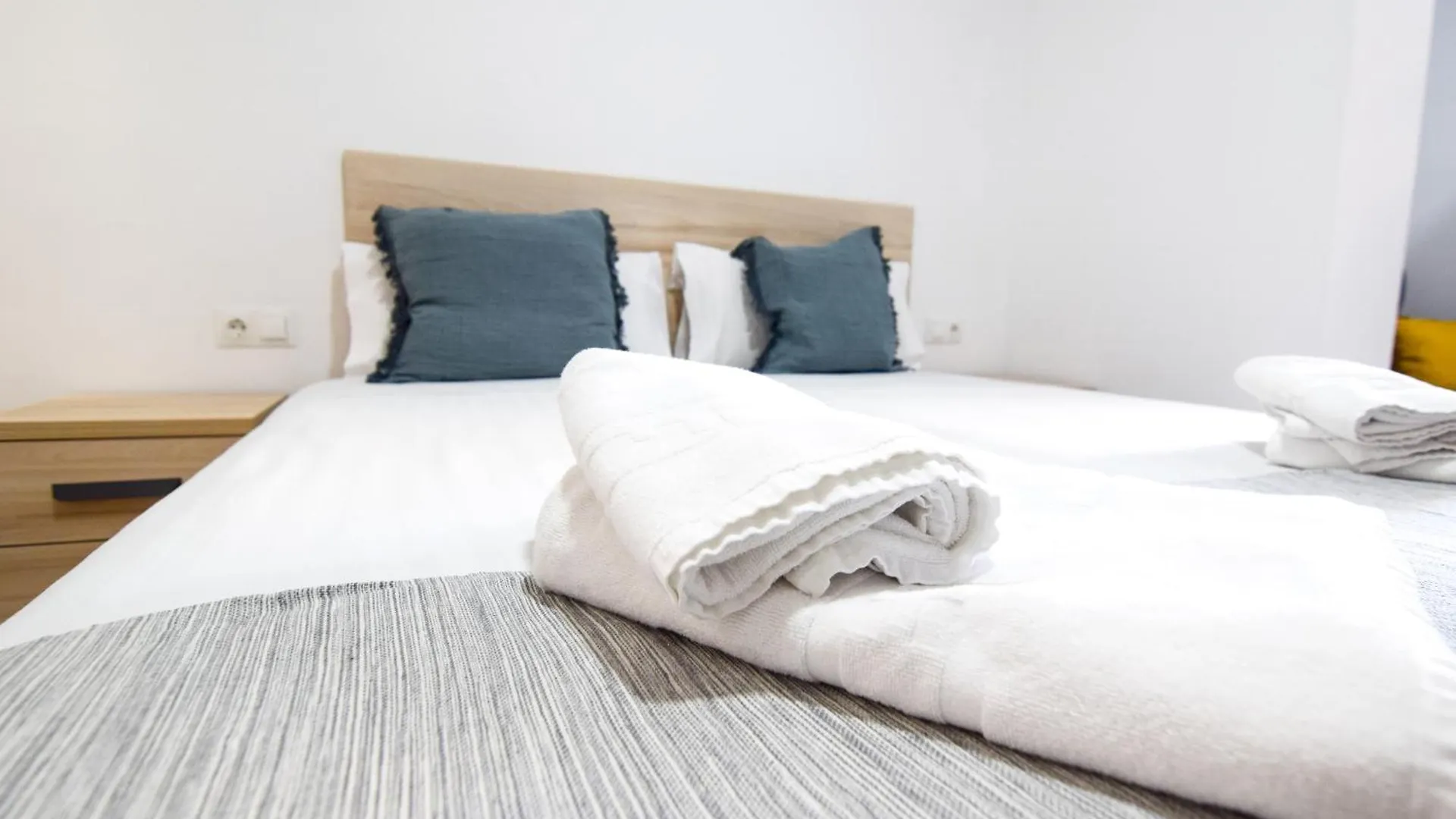 Letmalaga Agustin Montes Apartment